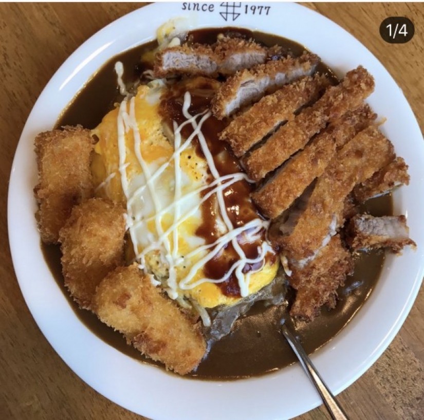 やさたまカツコロッケカレー 普通