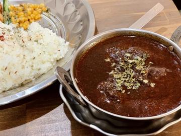 六本松の黒いカリー 大辛　25番