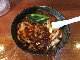麻辣担々刀削麺 普通