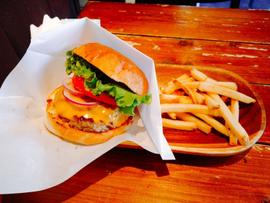 チリチーズバーガー 唐辛子1つ