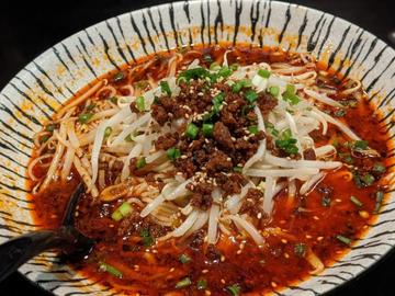 坦々麺 普通