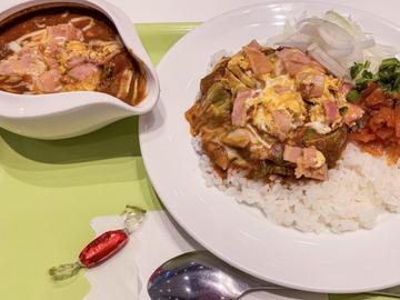 ベーコンエッグ野菜カレー＋トマト＋チーズ 37ホット