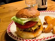 MUNCH'S BURGER SHACK 芝公園本店 ｢ブットジョロキアチリチーズバーガー｣