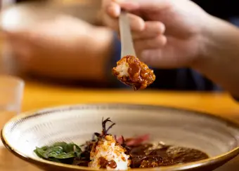 甘みが絶妙な激辛3.25KMのチキンカレー