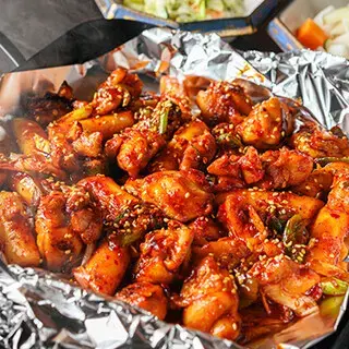 ハンザン ハザの旨辛激辛料理 ジコバチキン