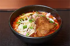 麺屋宗 高田馬場本店の旨辛激辛料理 至福の旨辛麺