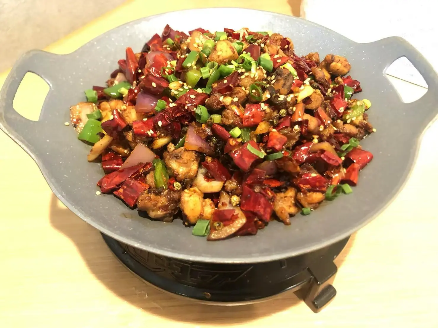 拾味の旨辛激辛料理 鶏肉の四川風辛味炒め