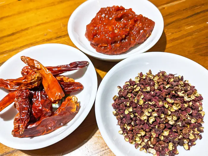 辛さの三傑「花椒・山椒・豆板醤」