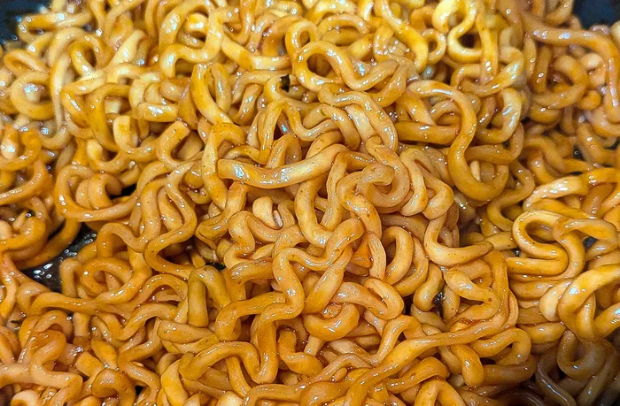 オリジナルブルダック炒め麺の完成品