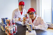 研究員江口の研究の様子
